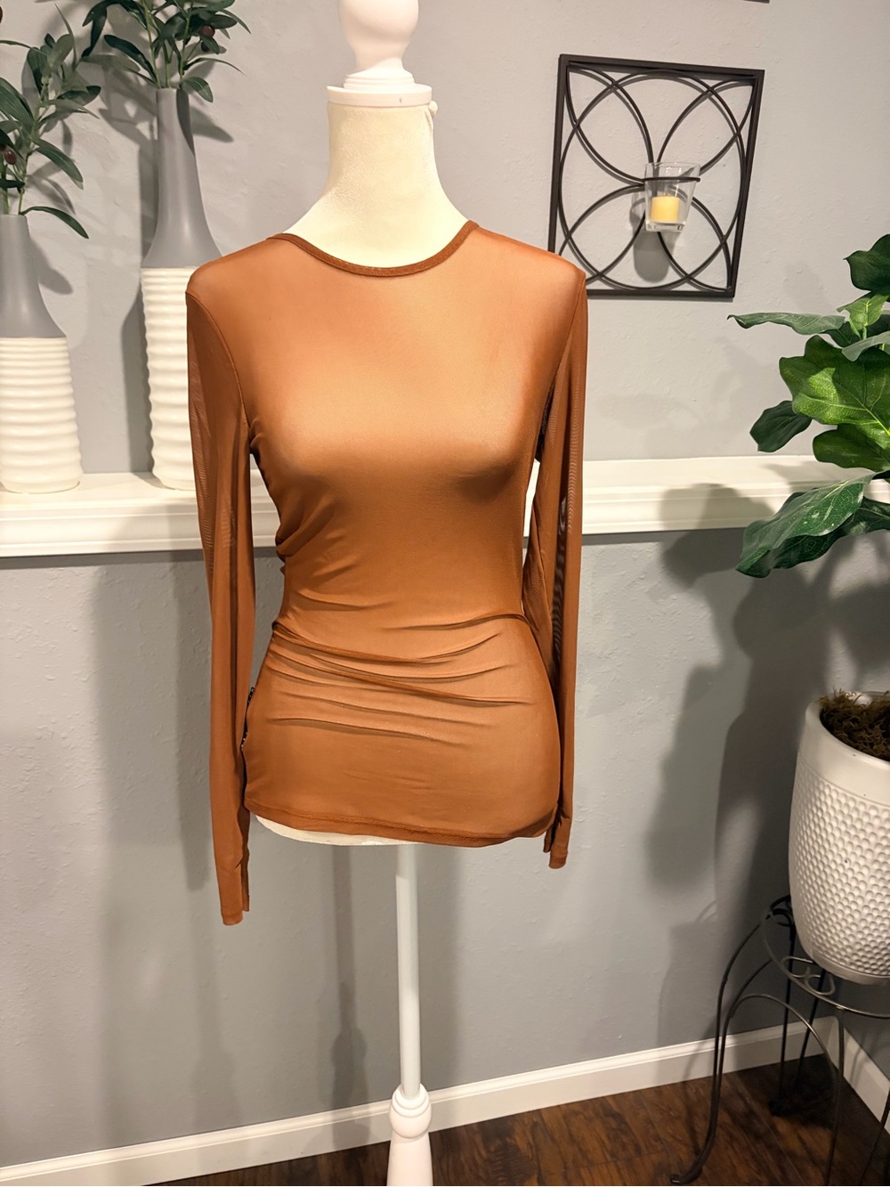 Missguided Long-Sleeve Crewneck Top in Copper Brown